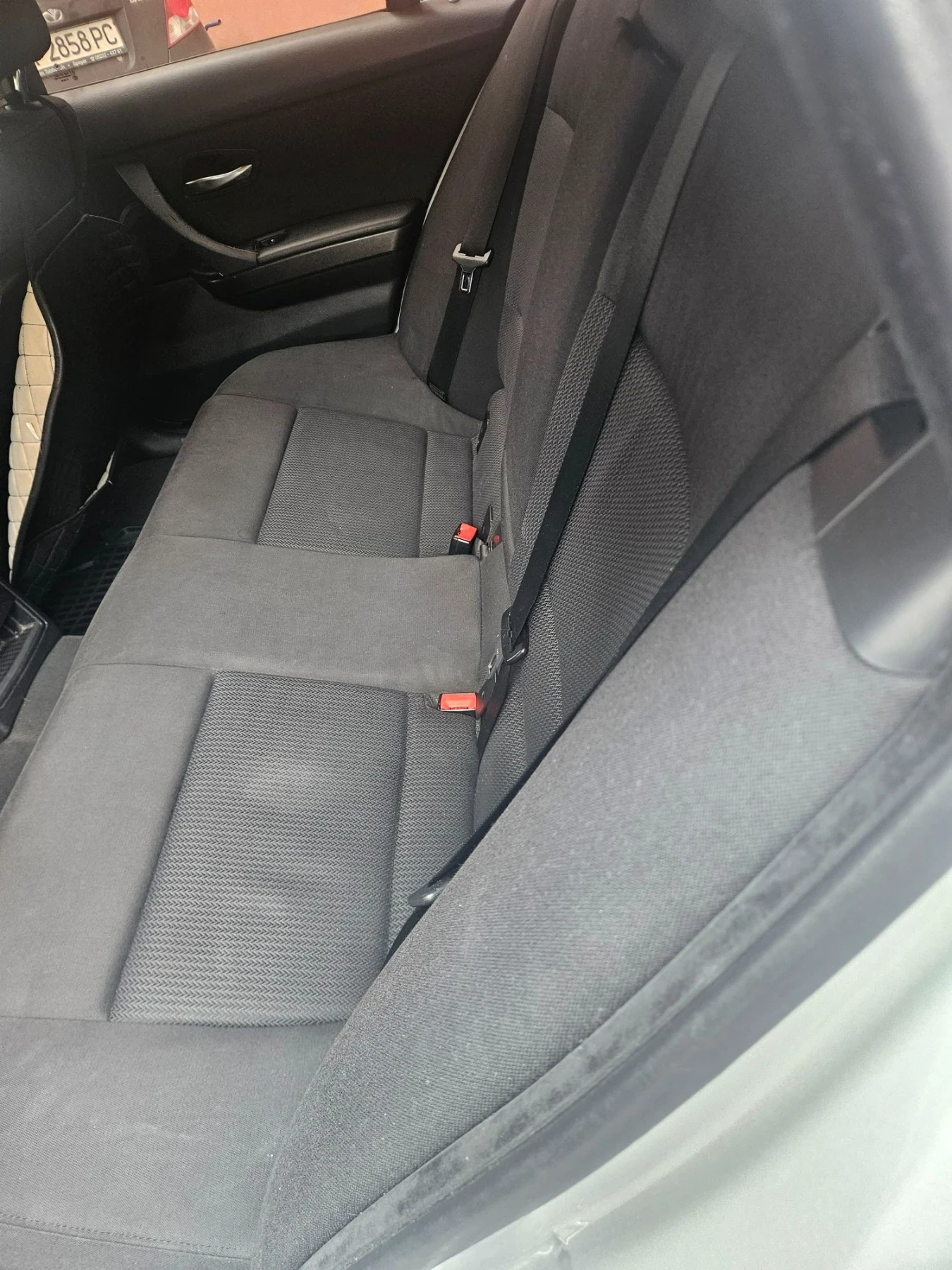 BMW 318, снимка 16 - Автомобили и джипове - 56656170