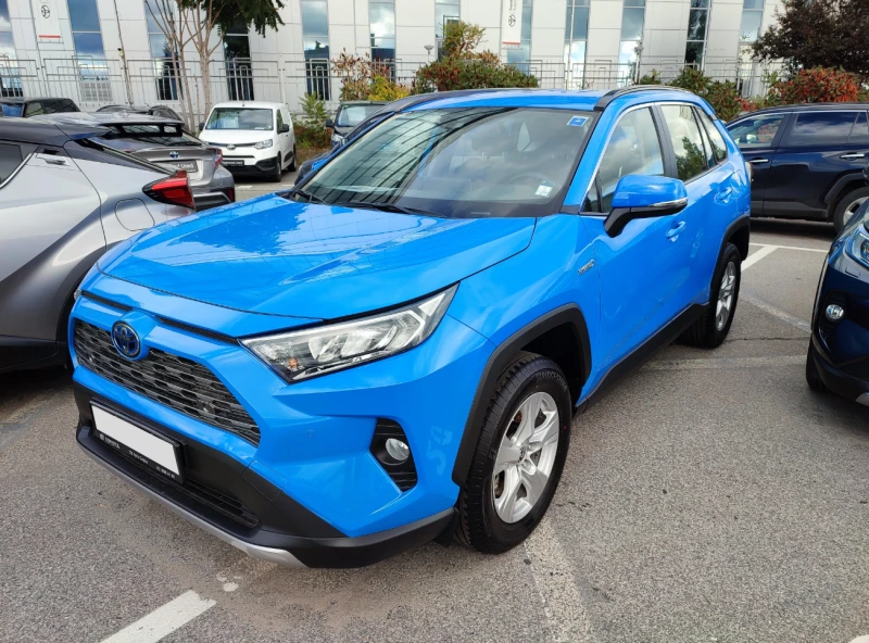 Toyota Rav4, снимка 4 - Автомобили и джипове - 47264092