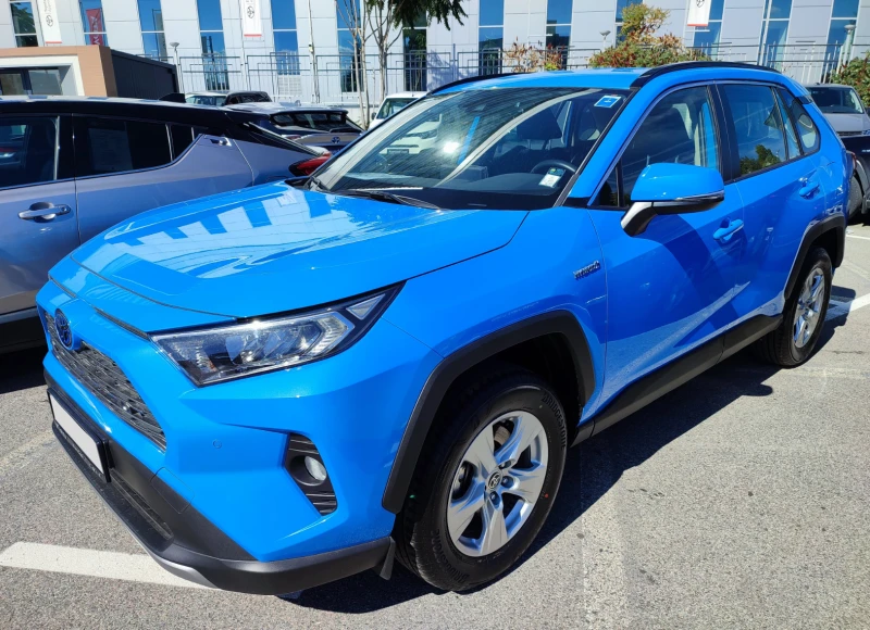 Toyota Rav4, снимка 6 - Автомобили и джипове - 47264092