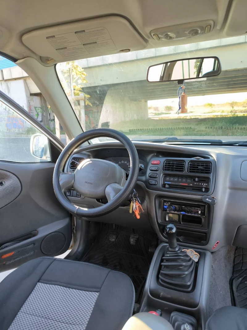 Suzuki Grand vitara, снимка 17 - Автомобили и джипове - 47439254