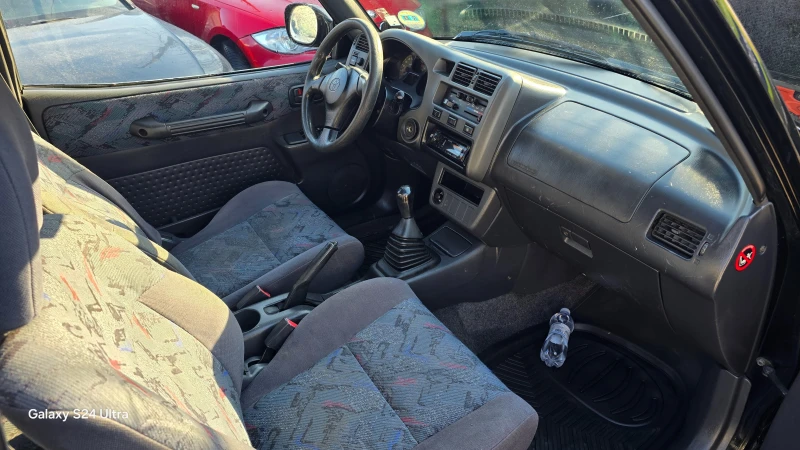 Toyota Rav4 2.0i FACE, снимка 13 - Автомобили и джипове - 48595780