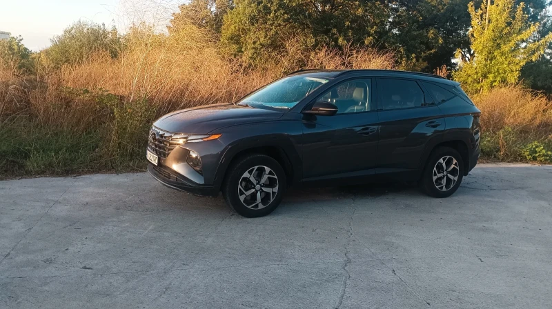 Hyundai Tucson, снимка 3 - Автомобили и джипове - 51612408