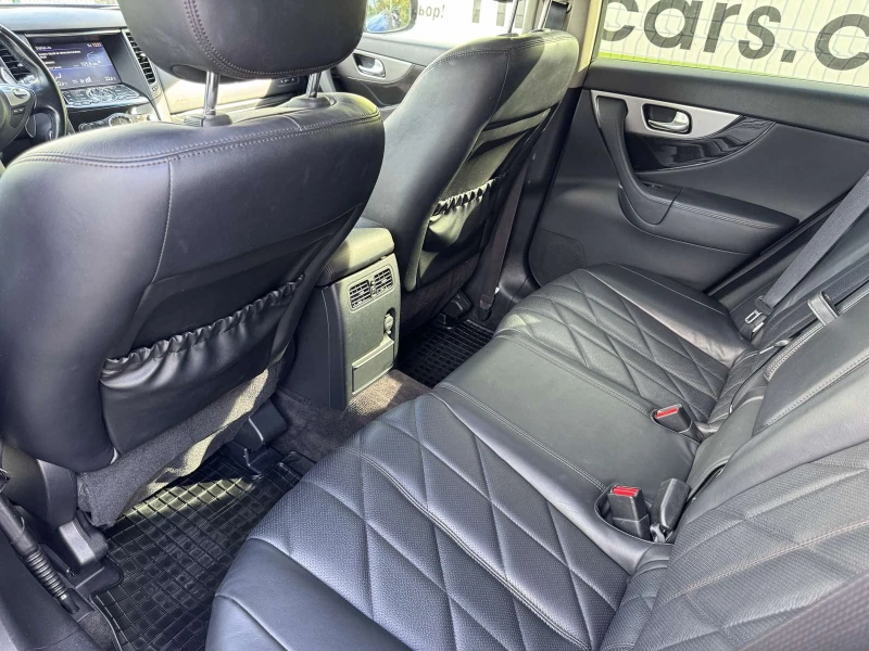 Infiniti QX70 S 3.0D GT-Premium от България с ДДС, снимка 8 - Автомобили и джипове - 52264910