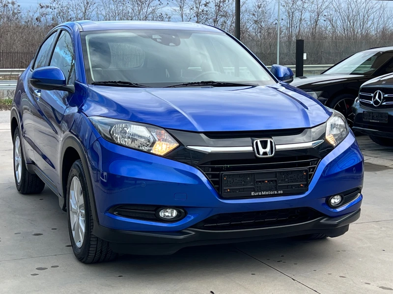 Honda Hr-v 1.5I-VTEC, ELEGANCE, 104000км-FULL SERVICE-KATO HO, снимка 3 - Автомобили и джипове - 53056357