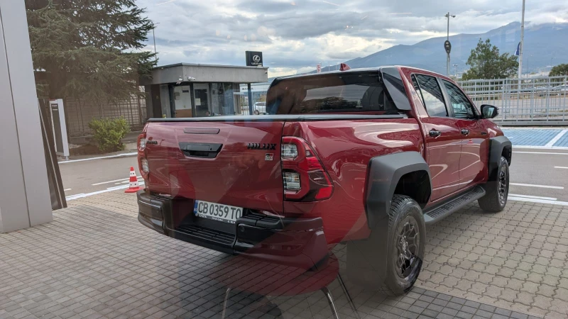 Toyota Hilux GR SPORT II, снимка 4 - Автомобили и джипове - 53342578