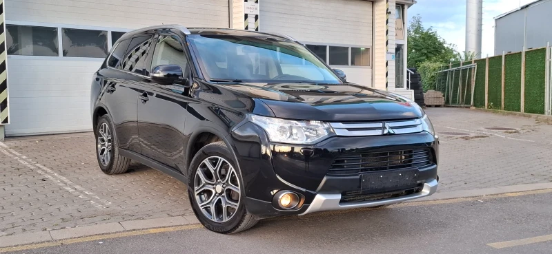 Mitsubishi Outlander 2.2Di 7 Местен 4х4 navi Led Xenon - 17999 лв. - 53902491 1