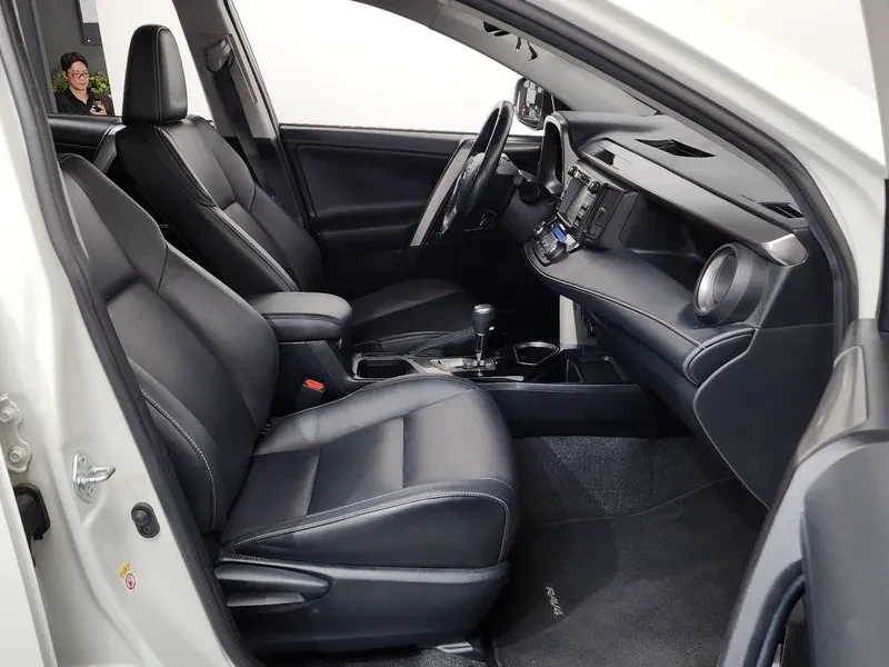 Toyota Rav4 2.5 4Wd , снимка 11 - Автомобили и джипове - 55702013