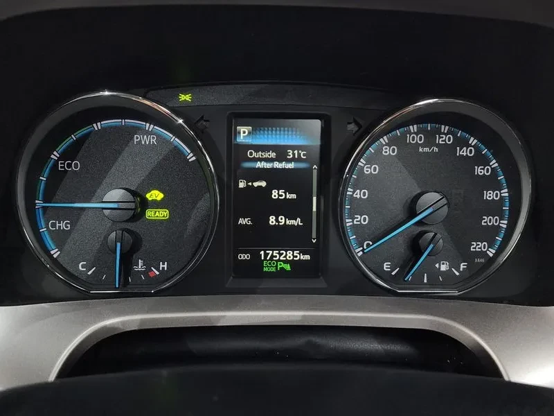 Toyota Rav4 2.5 4Wd , снимка 8 - Автомобили и джипове - 55702013