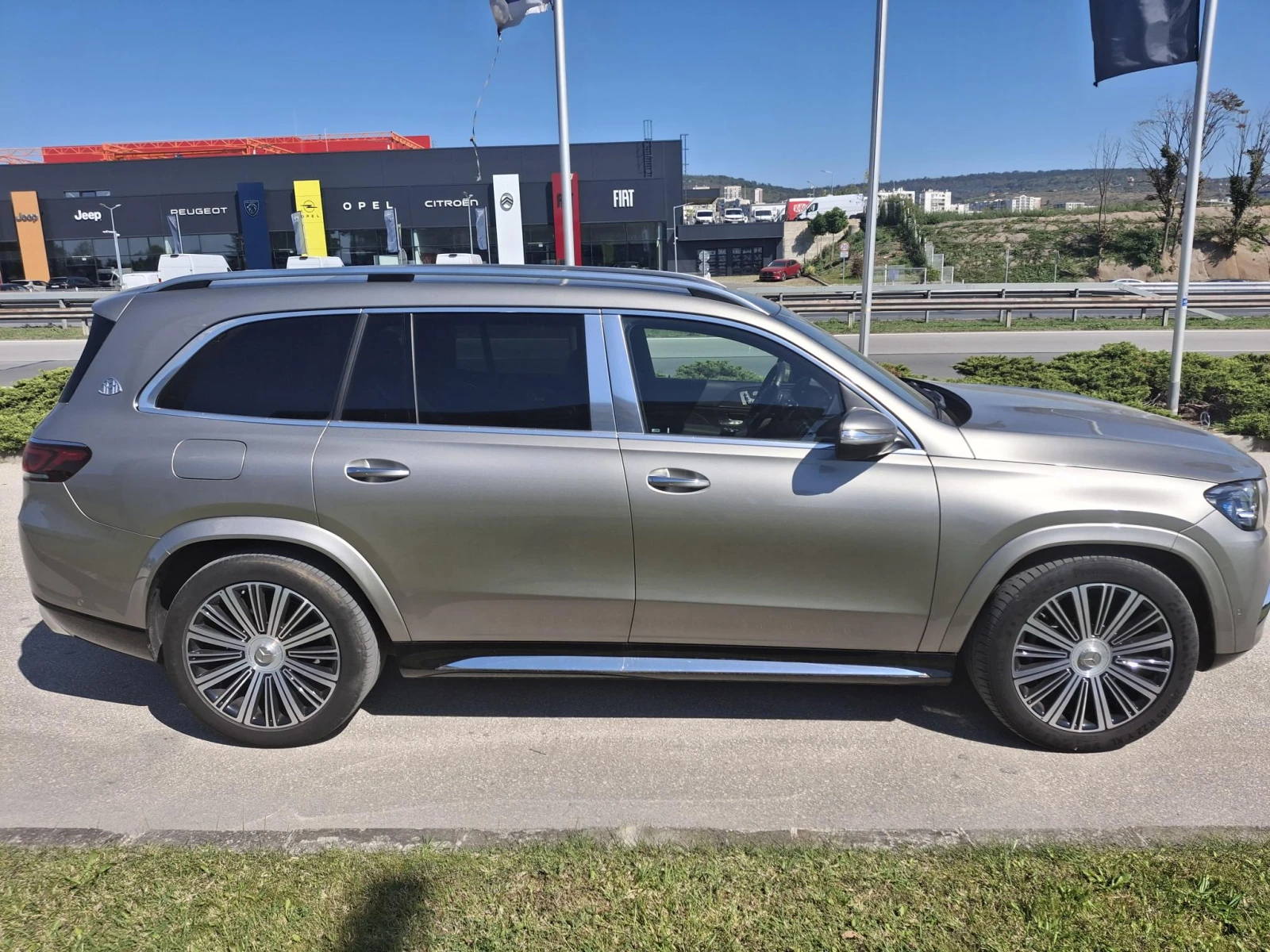 Mercedes-Benz GLS 600 Maybach 4МATIC - изображение 4