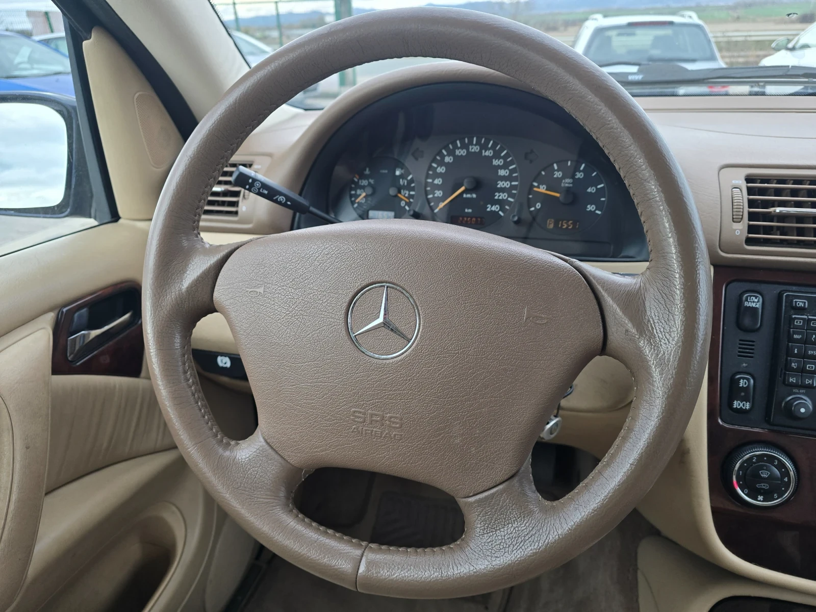 Mercedes-Benz ML 270  225000 .  | Mobile.bg   13