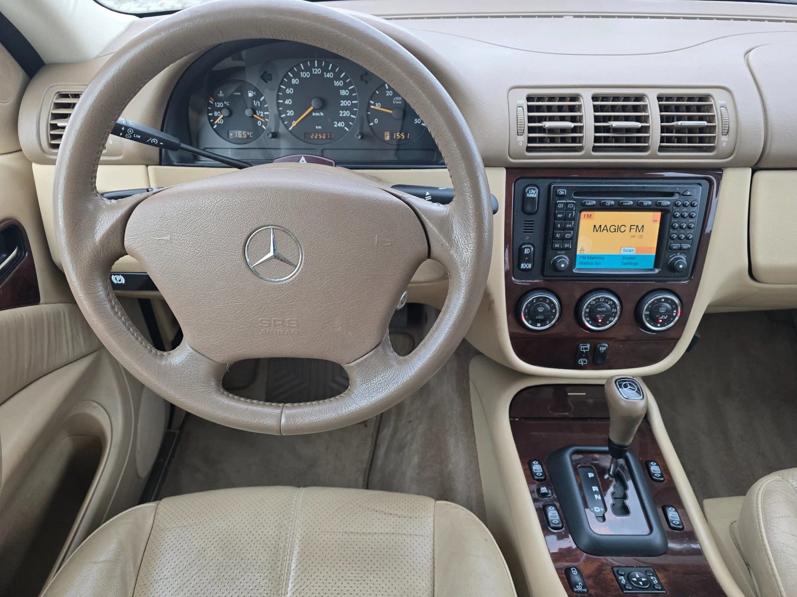Mercedes-Benz ML 270  225000 .  | Mobile.bg   1