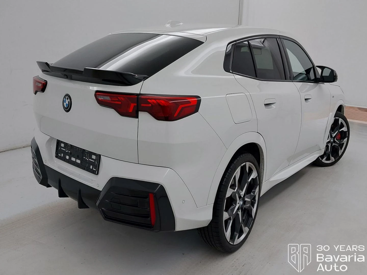 BMW X2 18d sDrive Steptronic - изображение 3