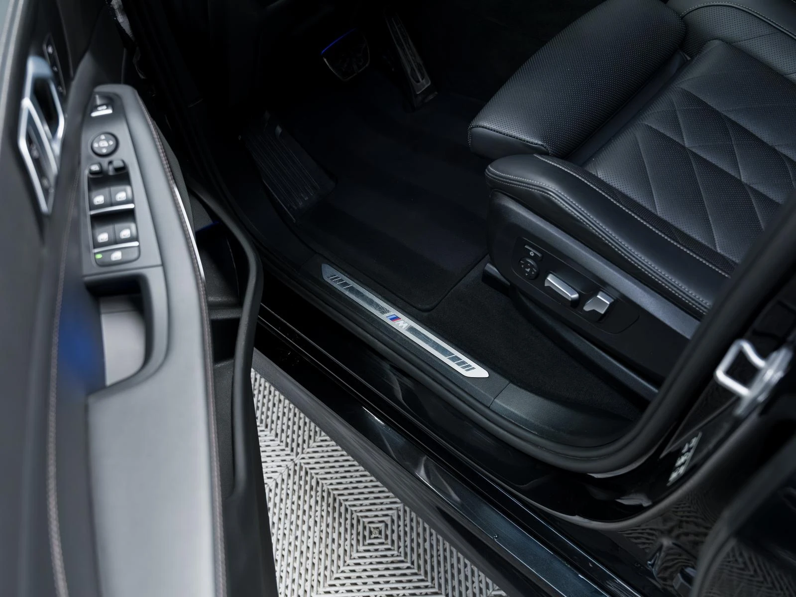 BMW X5 30D* XDRIVE* H&K* 360CAM* �������* ����*  | Mobile.bg � ����������� 12