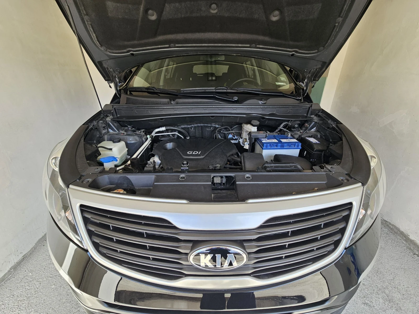 Kia Sportage 1.6GDI на 50268км, първи собственик, снимка 15 - Автомобили и джипове - 54126156