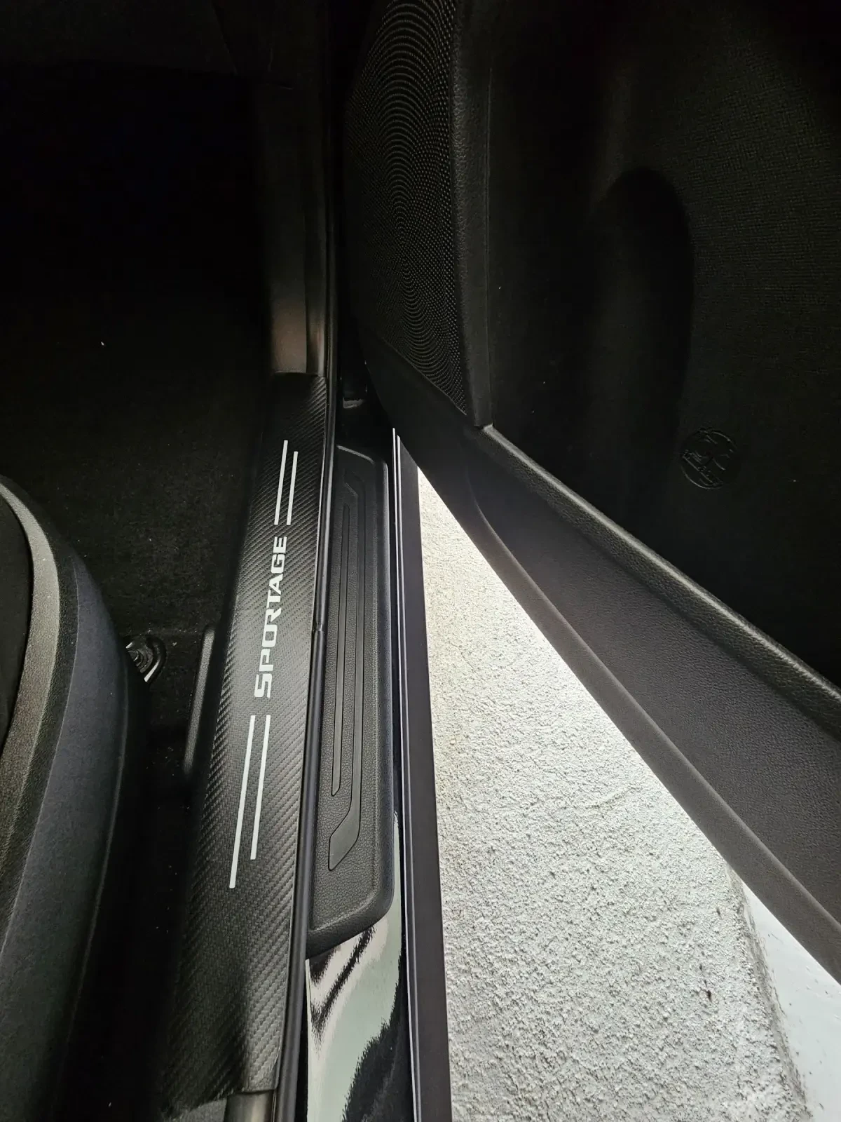 Kia Sportage 1.6GDI на 50268км, първи собственик, снимка 12 - Автомобили и джипове - 54126156