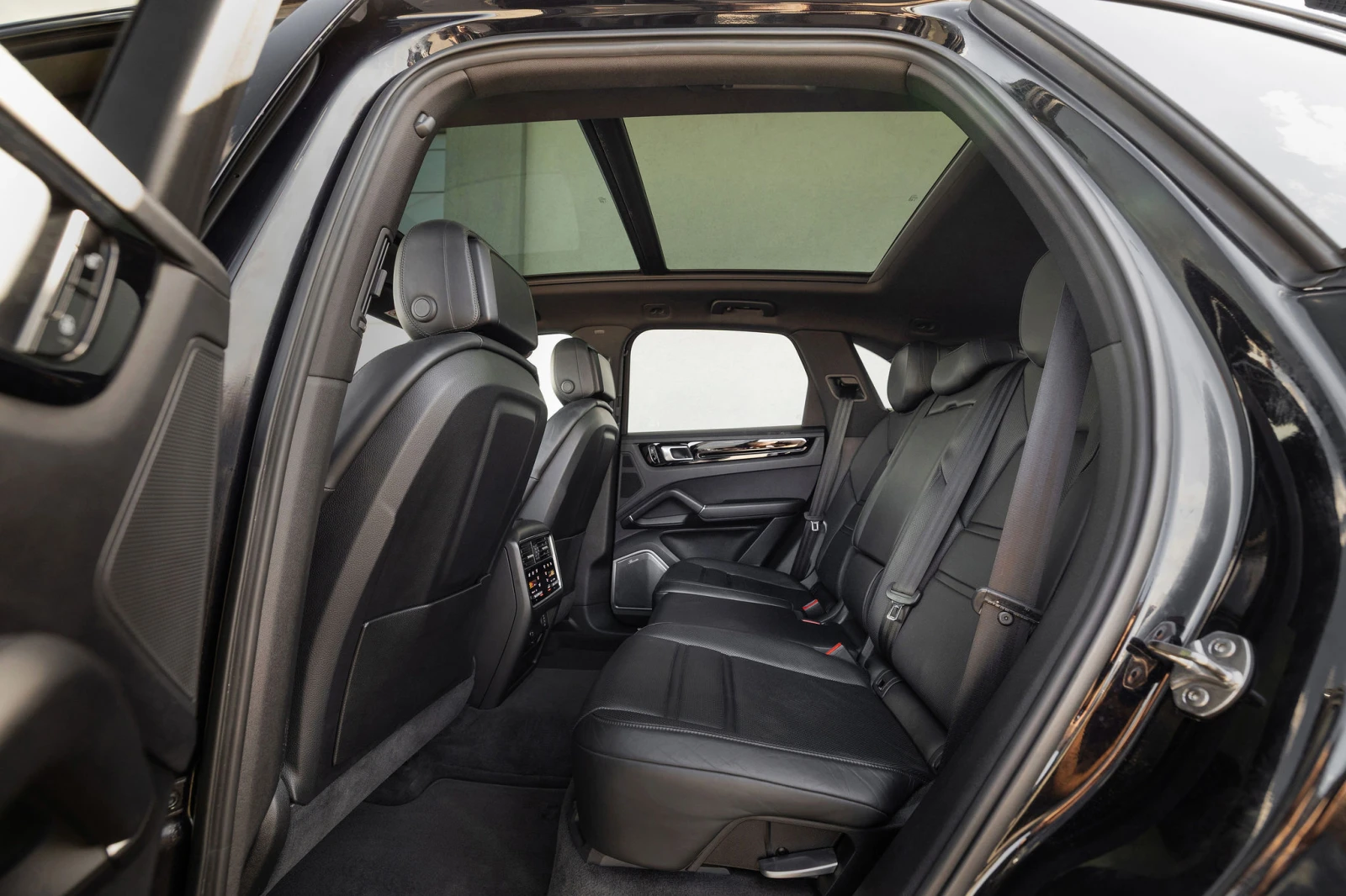 Porsche Cayenne S, снимка 10 - Автомобили и джипове - 54306433