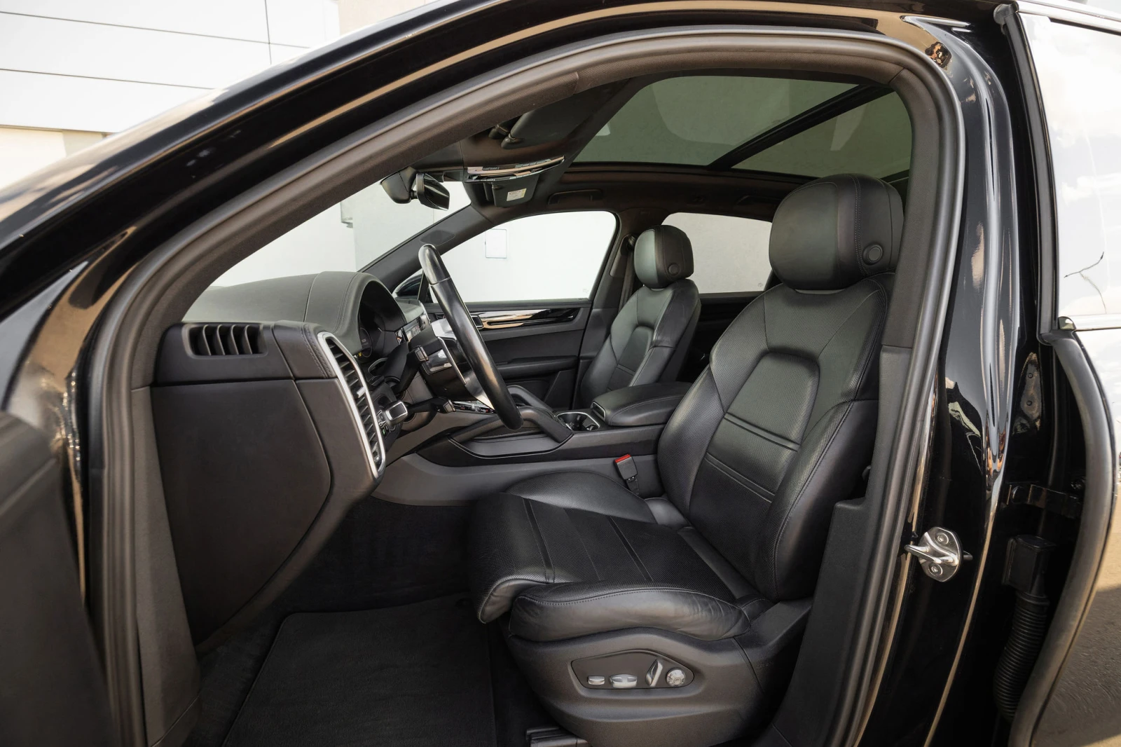 Porsche Cayenne S, снимка 6 - Автомобили и джипове - 54306433