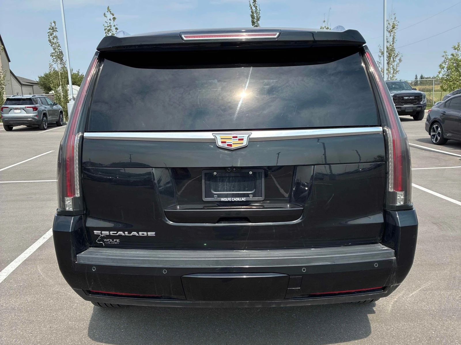 Cadillac Escalade * Luxury * АВТОКРЕДИТ БЕЗ ПЪРВОНАЧАЛНА ВНОСКА* , снимка 4 - Автомобили и джипове - 55847894