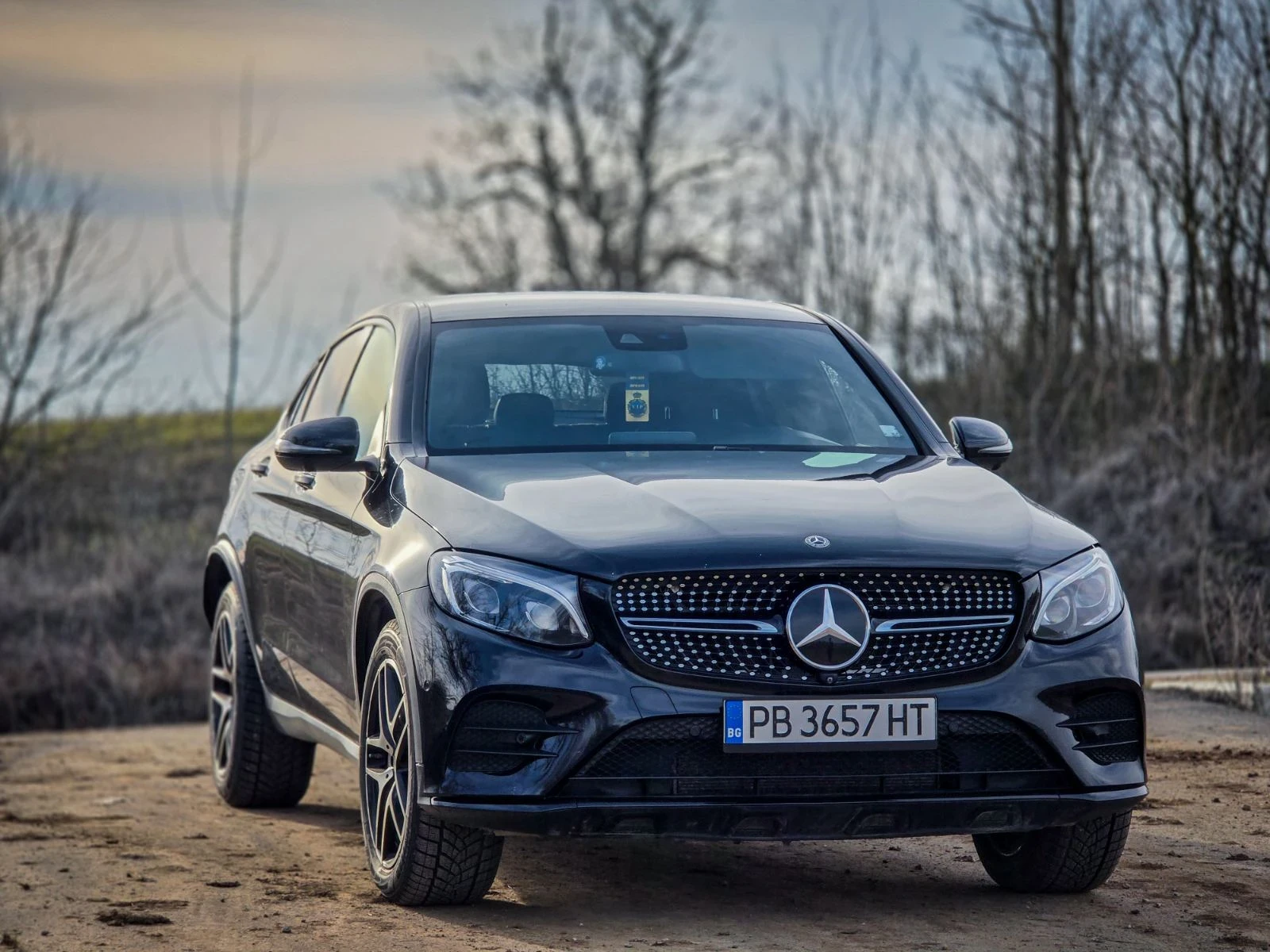 Mercedes-Benz GLC 250 Coupe, сменена ангренажна верига. Топ състояние!, снимка 4 - Автомобили и джипове - 55885534