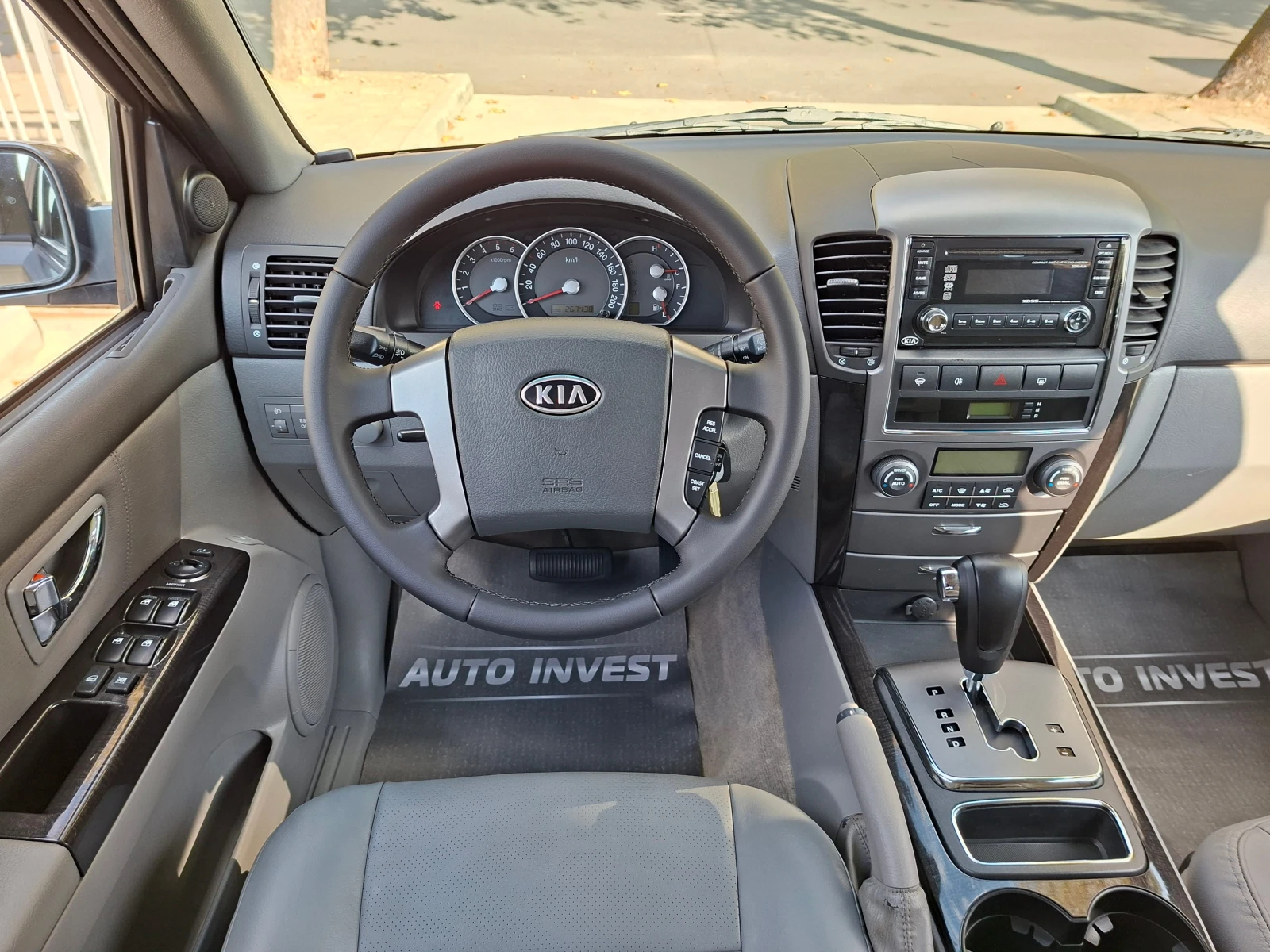 Kia Sorento 2.5/170kc./AVTOMAT, снимка 12 - Автомобили и джипове - 56657468