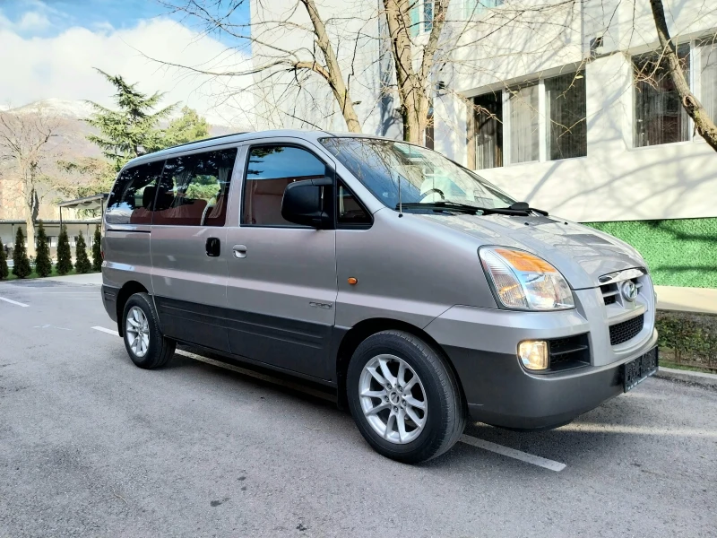 Hyundai H1 2.5 CRDI * Starex * 8+ 1места* * Клима* ОТЛИЧЕН* 