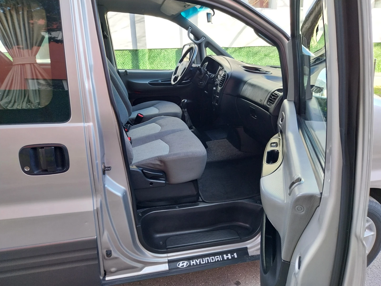 Hyundai H1 2.5 CRDI * Starex * 8+ 1�����* * �����* �������*  | Mobile.bg � ����������� 12