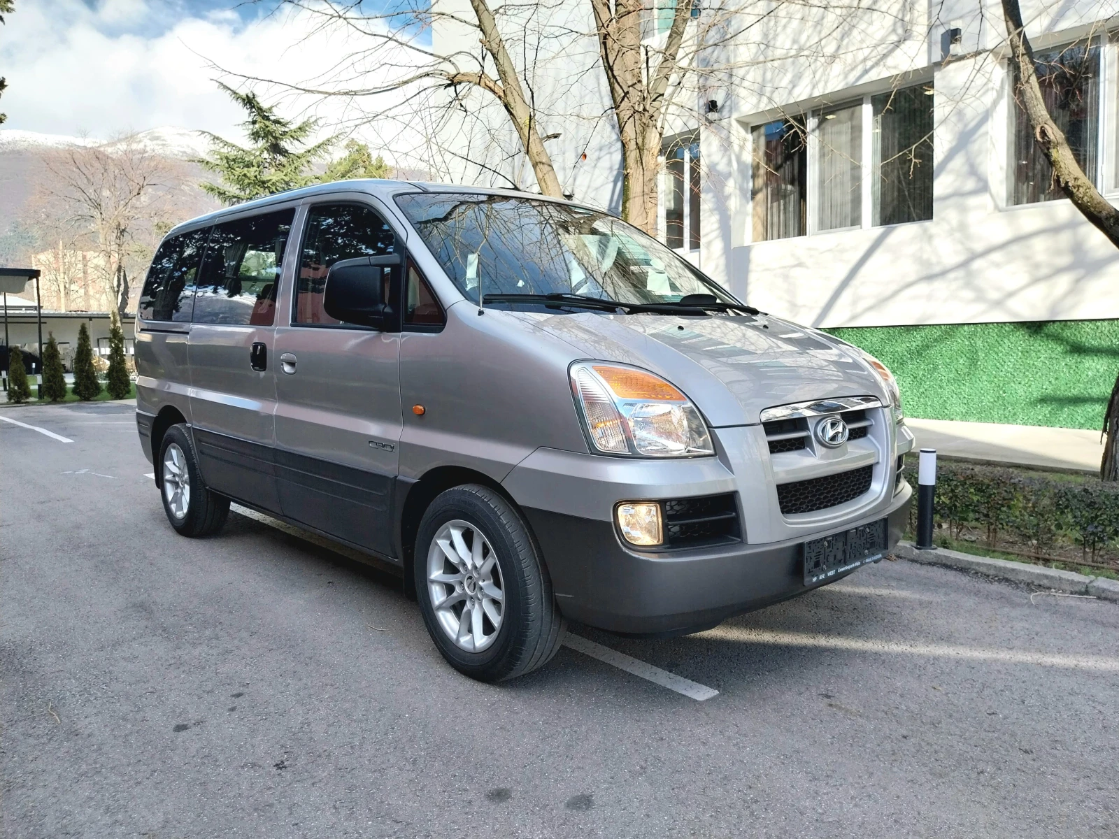 Hyundai H1 2.5 CRDI * Starex * 8+ 1места* * Клима* BEST - изображение 2