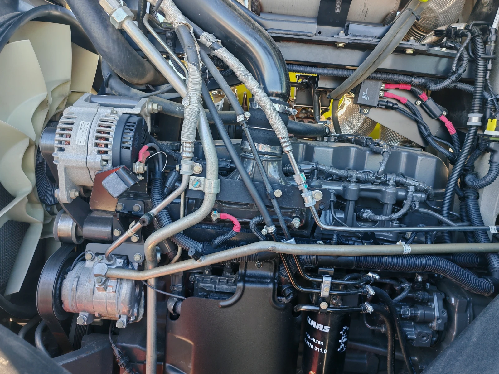  Claas Axion 850      20 % | Mobile.bg   12