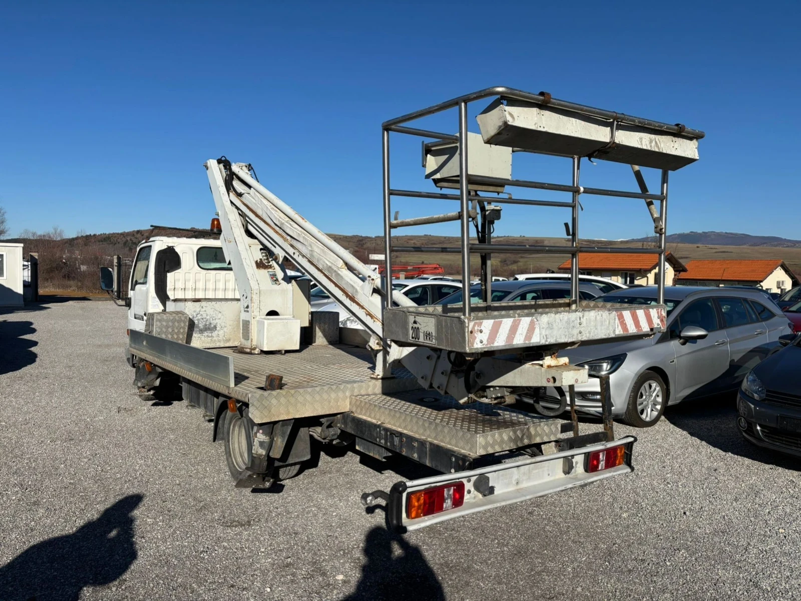 Автовишка Друга марка Nisan cabstar - изображение 8