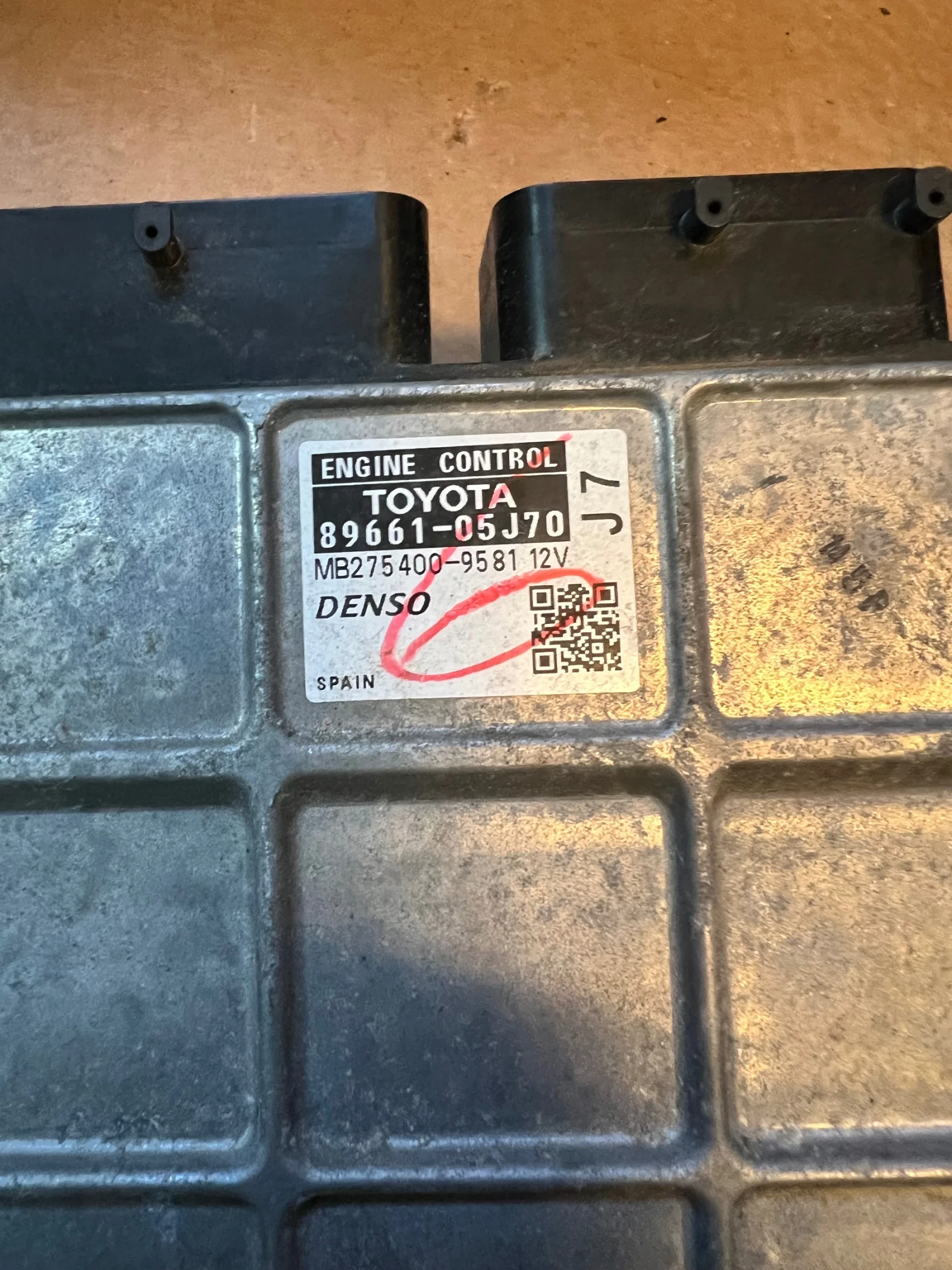 89661-05J70 Toyota Avensis T27 2.0i   MB275400-9581 | Mobile.bg   1