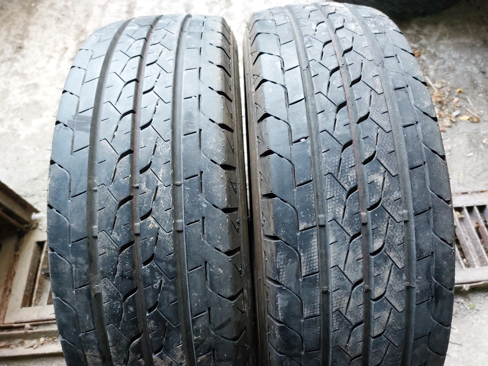 ���� 215/65R16 | Mobile.bg � ����������� 2