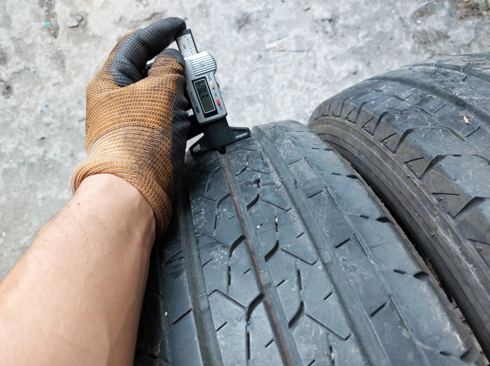 ���� 215/65R16 | Mobile.bg � ����������� 3