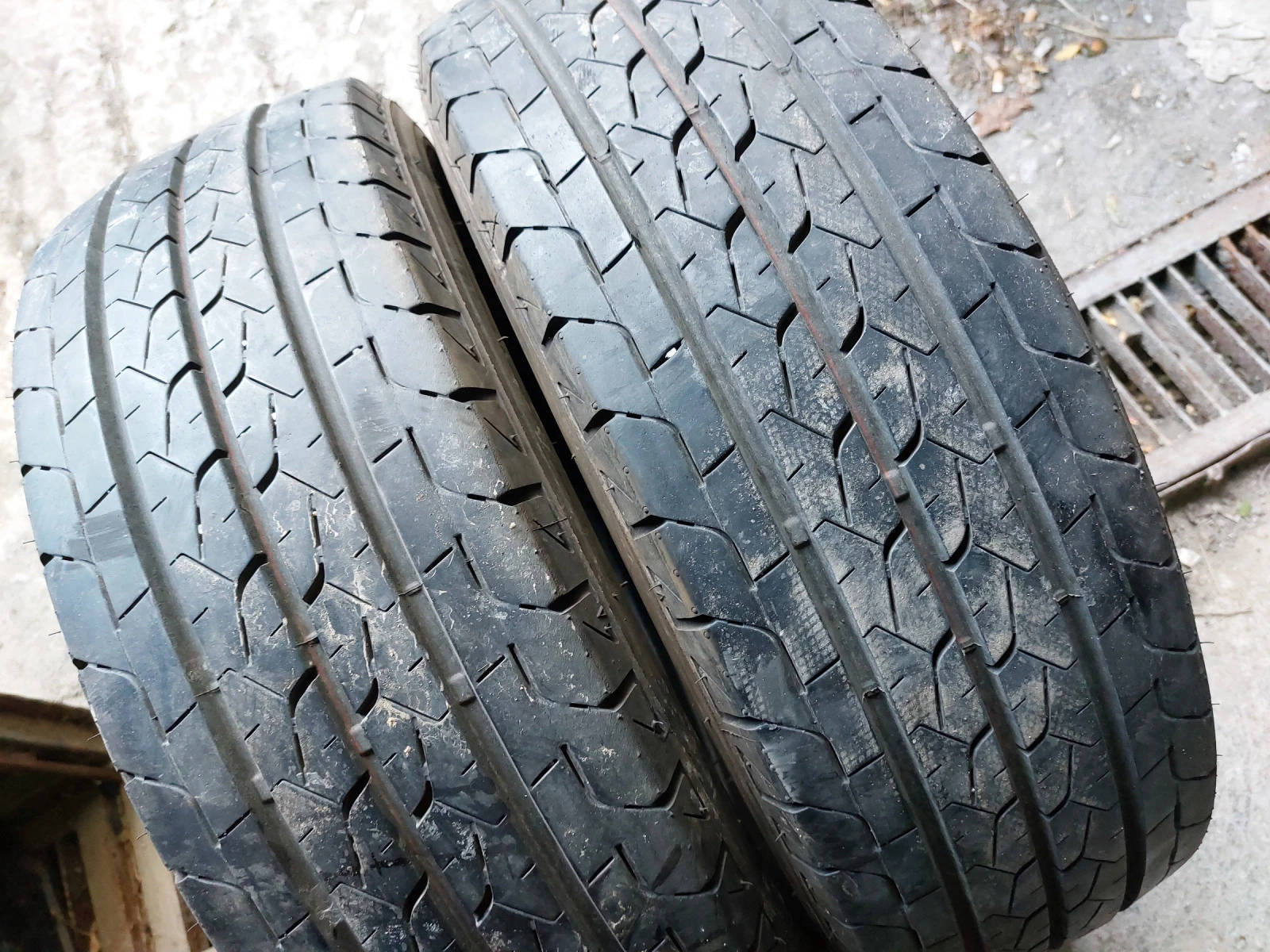 ���� 215/65R16 | Mobile.bg � ����������� 1