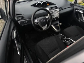 Toyota Verso -2.0D4D-126кс-6 скорости-КЛИМАТРОНИК-EURO 5-, снимка 10