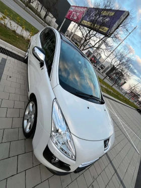Peugeot 3008 HYbrid4, снимка 3