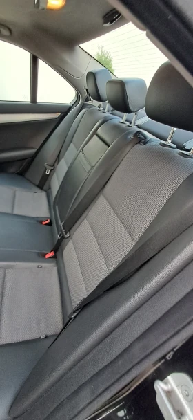 Mercedes-Benz C 320, снимка 12