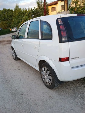 Opel Meriva 1.3, снимка 5 - Автомобили и джипове - 45608571