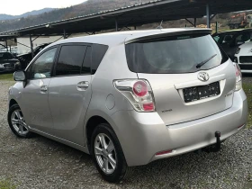 Toyota Verso -2.0D4D-126кс-6 скорости-КЛИМАТРОНИК-EURO 5- - 3500 € / 6845.40 лв. - 52860380 5