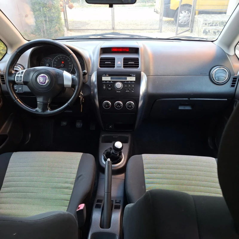 Fiat Sedici 1.9MJET, снимка 6 - Автомобили и джипове - 47948530