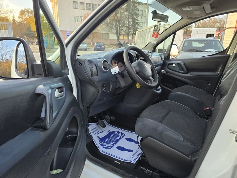 Peugeot Partner 1.6HDI  Tepee, снимка 9 - Автомобили и джипове - 48014335