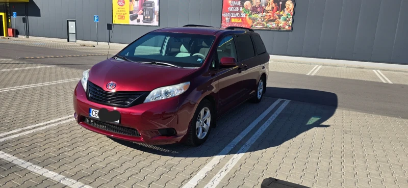 Toyota Sienna 3.5 V6 267к.с. FWD LPG, снимка 1 - Автомобили и джипове - 49123893