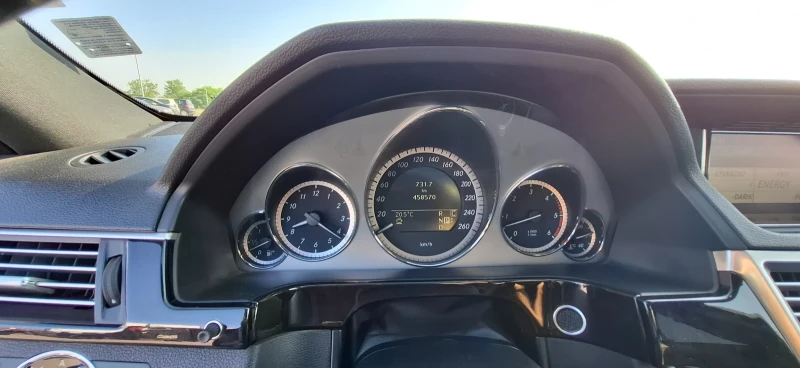 Mercedes-Benz E 350, снимка 9 - Автомобили и джипове - 50637606
