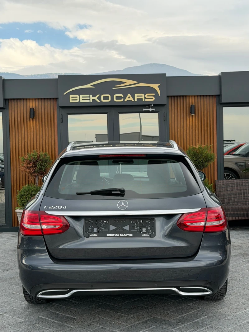 Mercedes-Benz C 220 Нов внос от Дания!, снимка 5 - Автомобили и джипове - 52737897