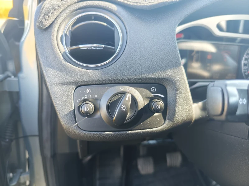 Ford Mondeo 1.8 tdci 125к.с, снимка 10 - Автомобили и джипове - 52597905