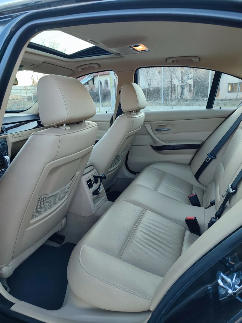 BMW 325 Xi, снимка 8 - Автомобили и джипове - 52959269