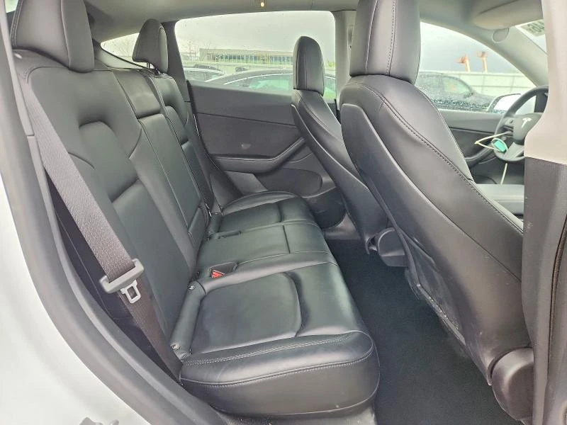 Tesla Model Y LONG RANGE AWD, снимка 10 - Автомобили и джипове - 54999397