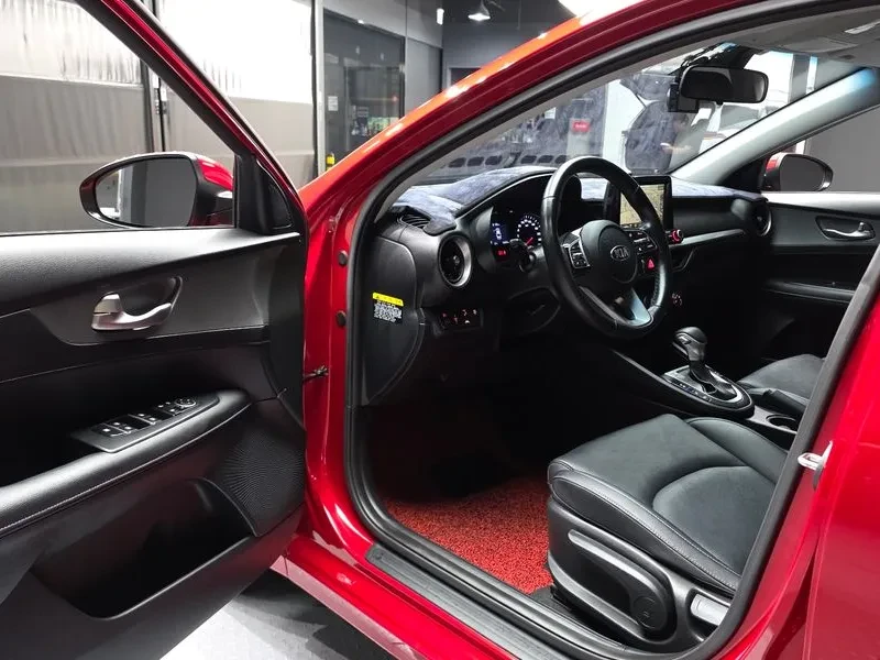 Kia K3 Luxury | Mobile.bg � ����������� 10