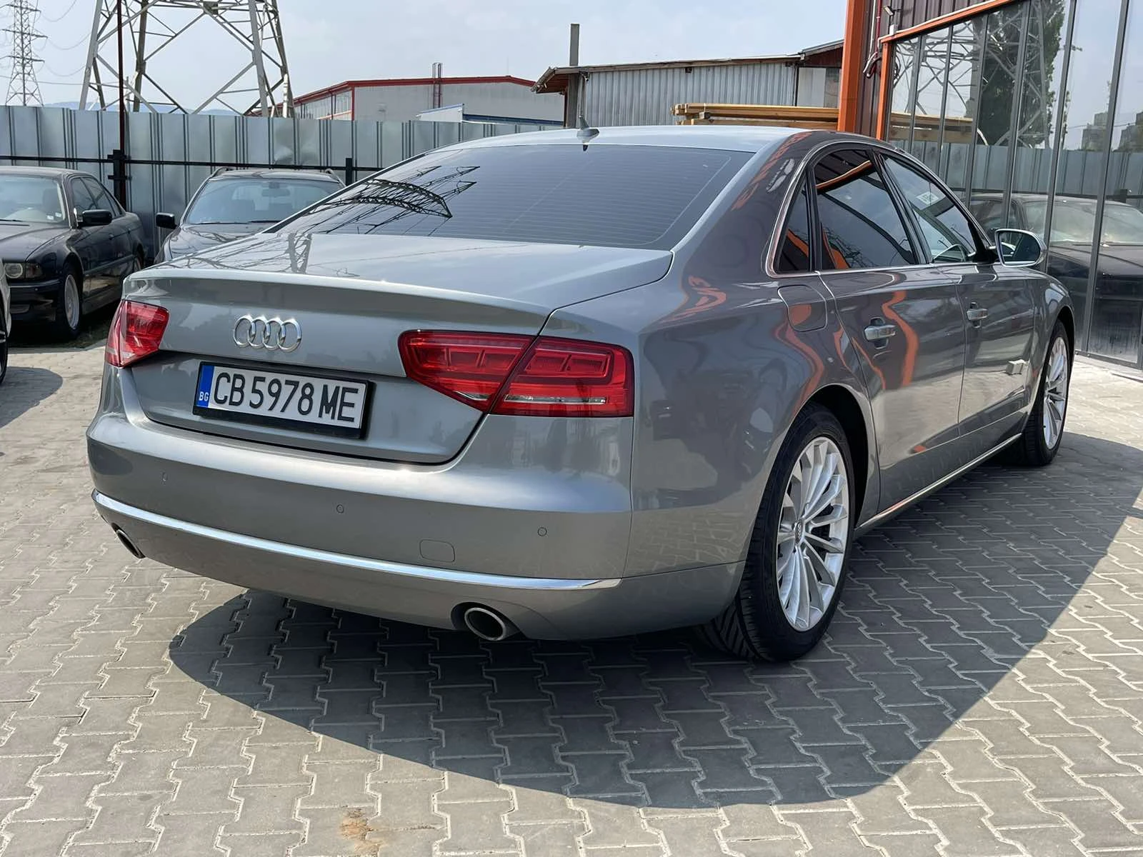 Audi A8 4.2 TDI 351 к.с Дистроник, Вакуум, Лед, Камера - изображение 6