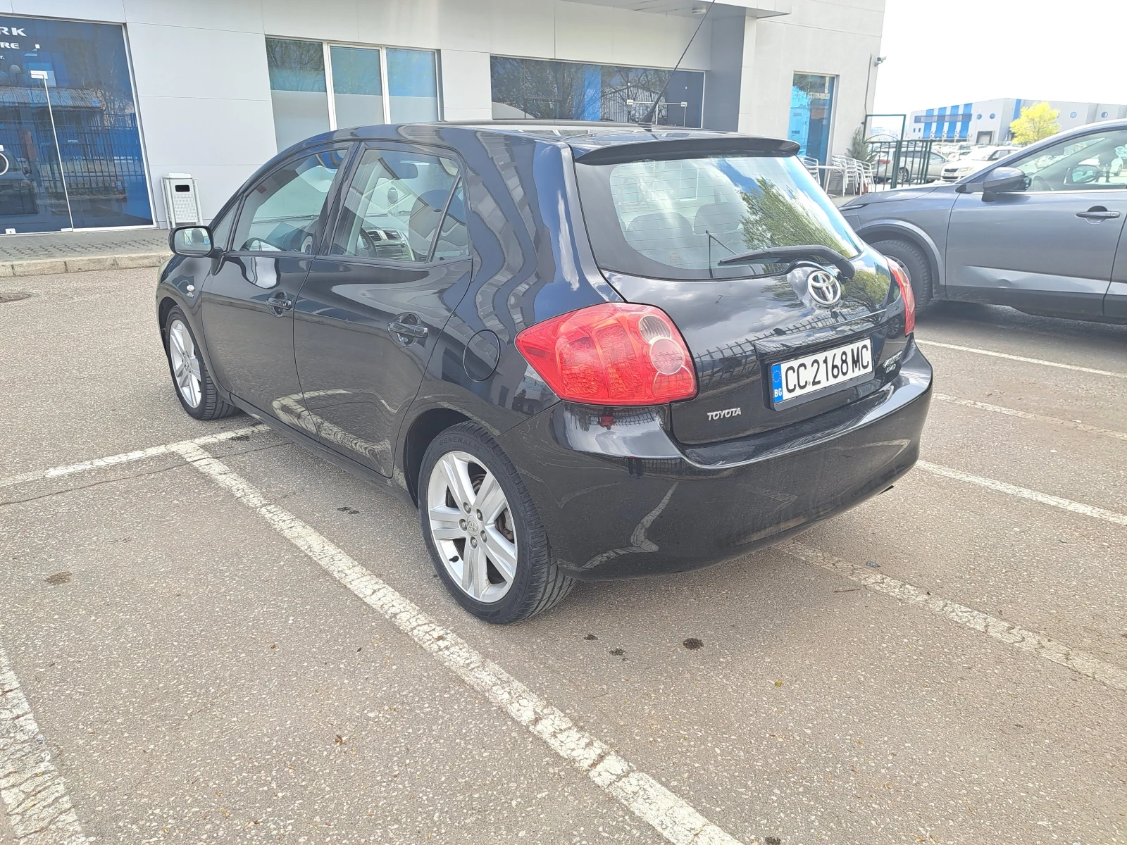 Toyota Auris D-4D - изображение 5
