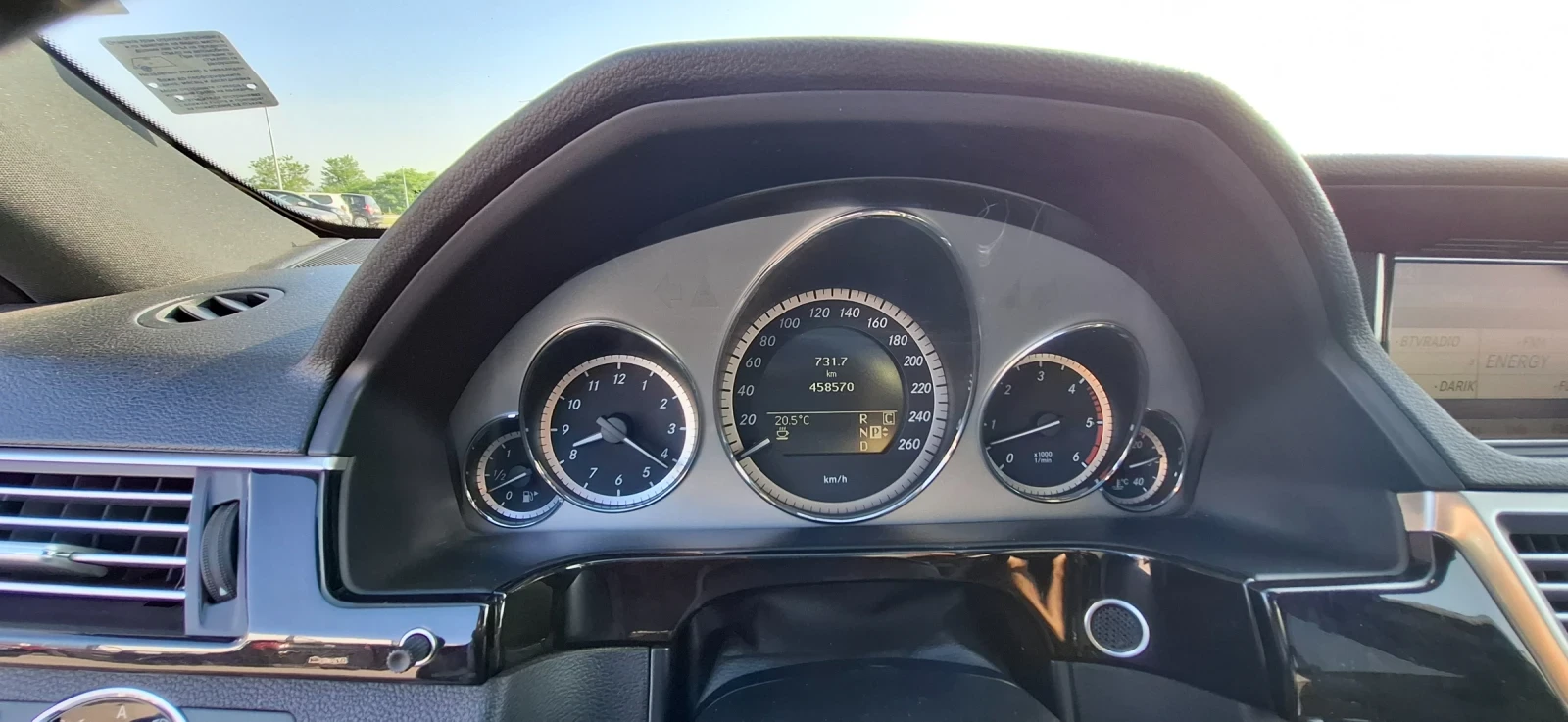 Mercedes-Benz E 350  - изображение 9